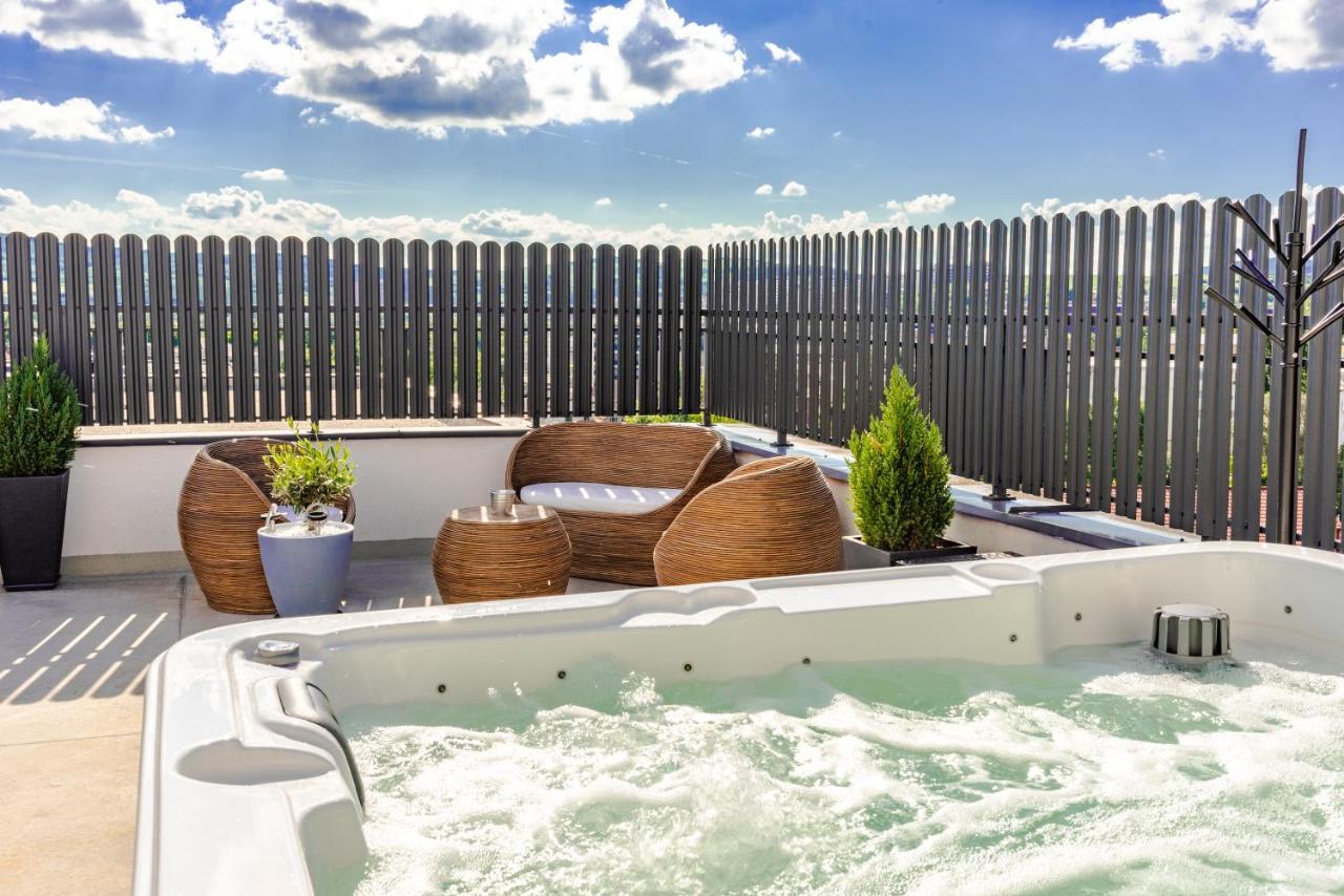 Thome Hoia Jacuzzi Cluj-Napoca Exterior foto